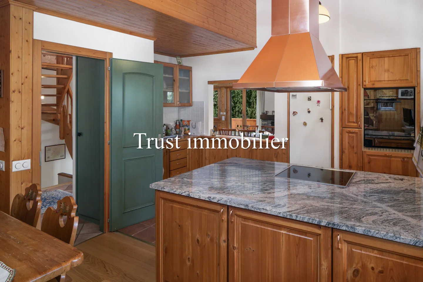 6017. Charmant chalet à découvrir absolument - Photo 15 of 22