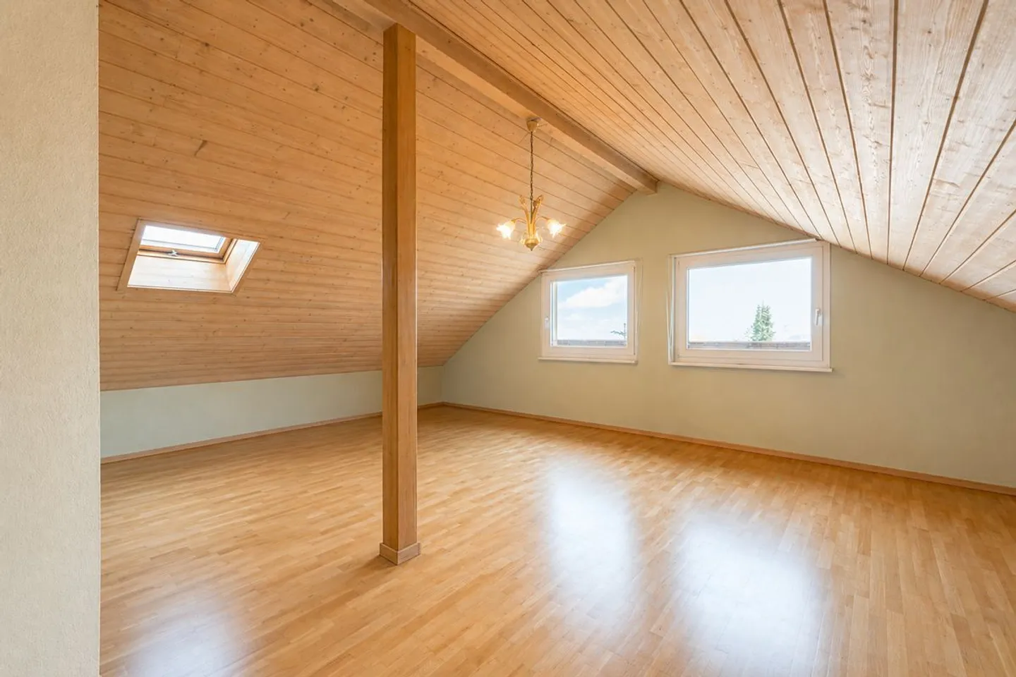 Incantevole casa familiare a Bättwil - Foto 11 di 13