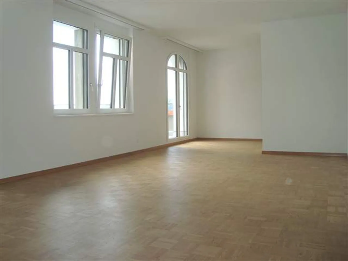 G 3.1 Appartamento moderno 4.5 locali in edificio storico - Foto 2 di 6