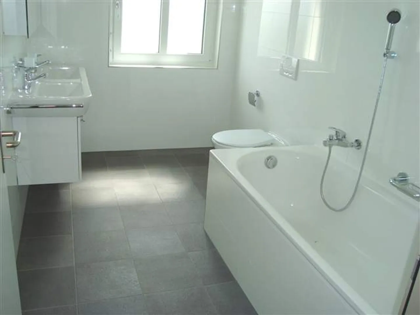 G 3.1 Appartamento moderno 4.5 locali in edificio storico - Foto 5 di 6