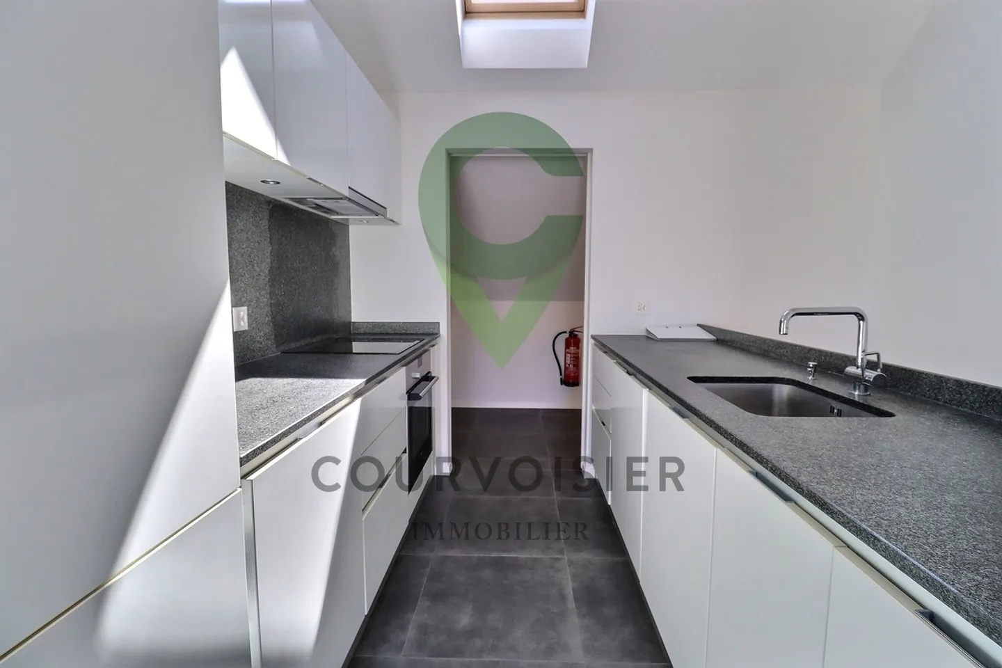 Luminoso appartamento 4,5 locali con carattere, comfort e vista sulla campagna - Foto 4 di 10