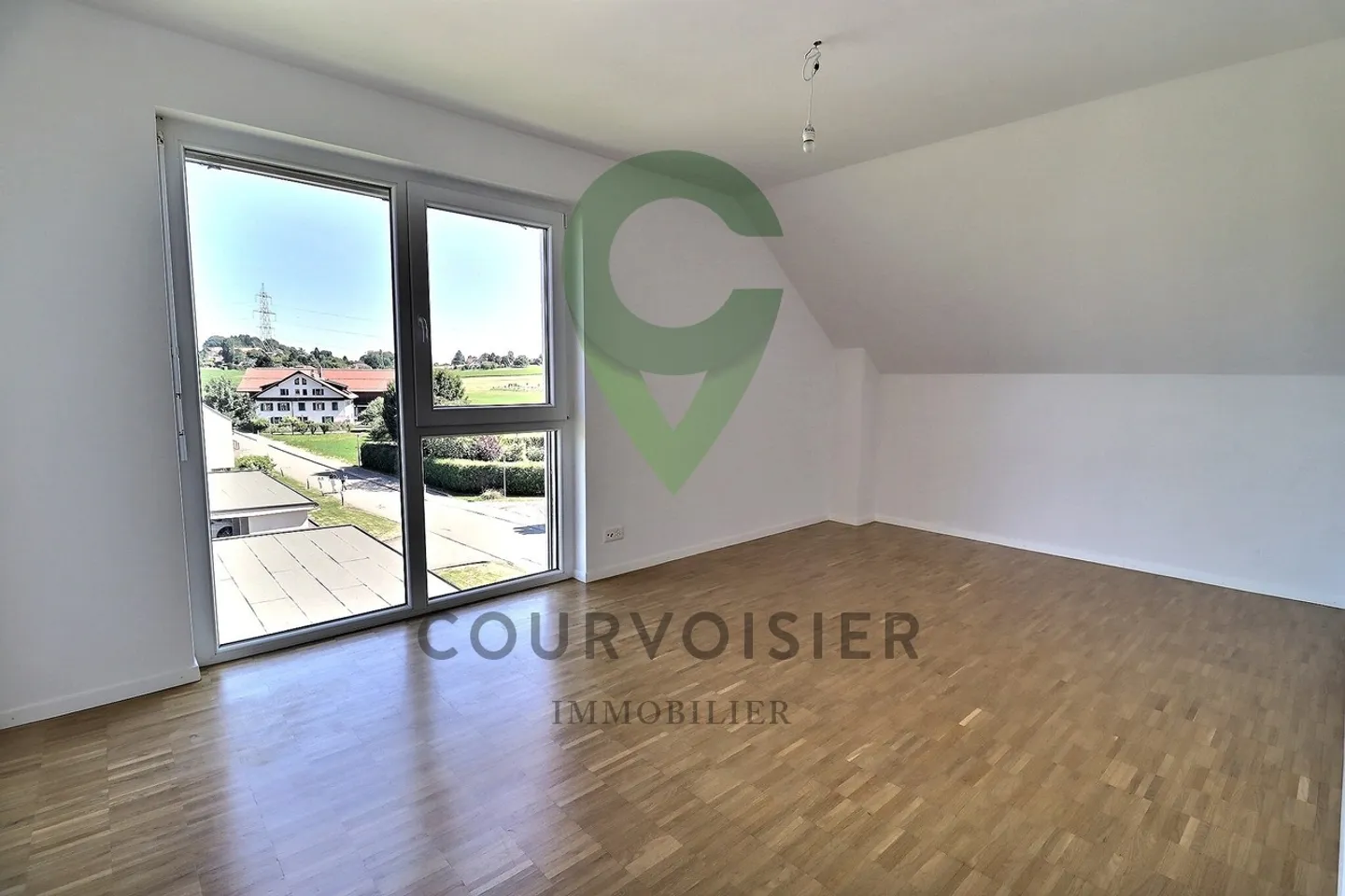 Luminoso appartamento 4,5 locali con carattere, comfort e vista sulla campagna - Foto 8 di 10