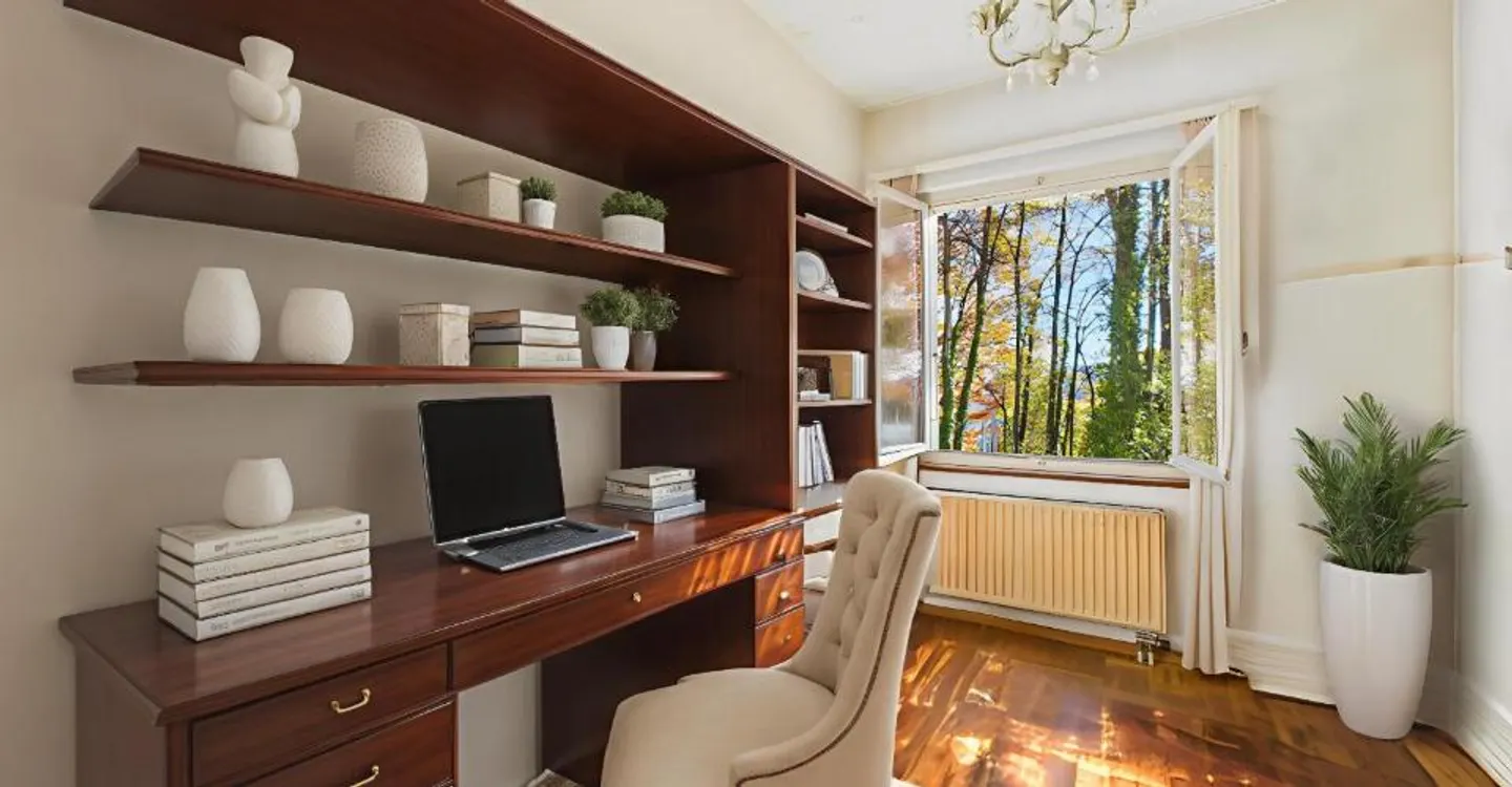 Charmantes 4,5-Zimmer-Einfamilienhaus inmitten von Grün in Aranno - Foto 8 von 12