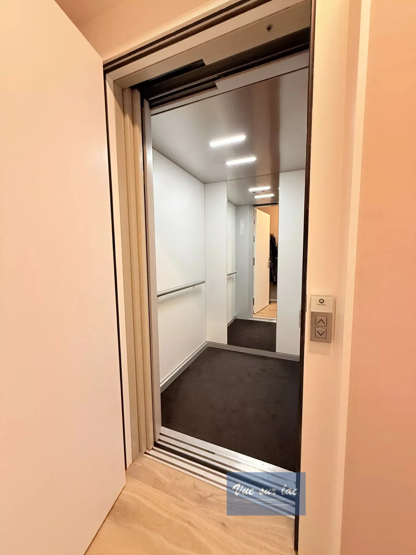 Appartamento moderno a Veytaux, Svizzera - Foto 19 di 19