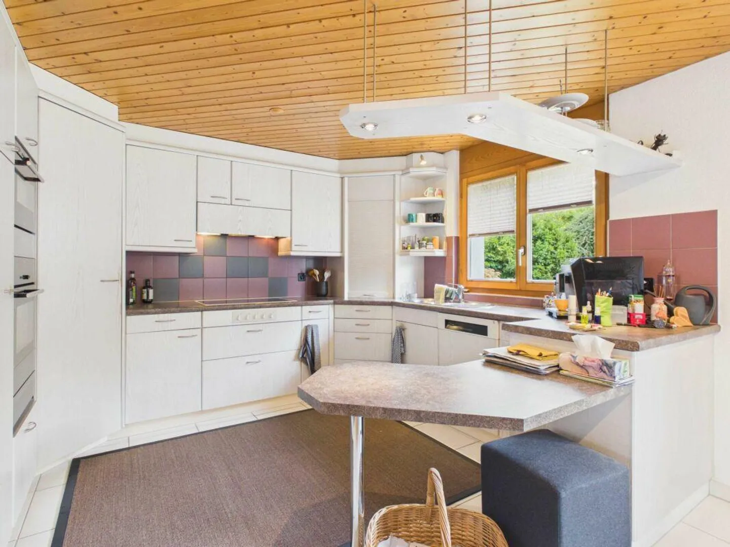 Casa unifamiliare ben tenuta di 6,5 stanze con garage doppio e bel giardino - Foto 7 di 13