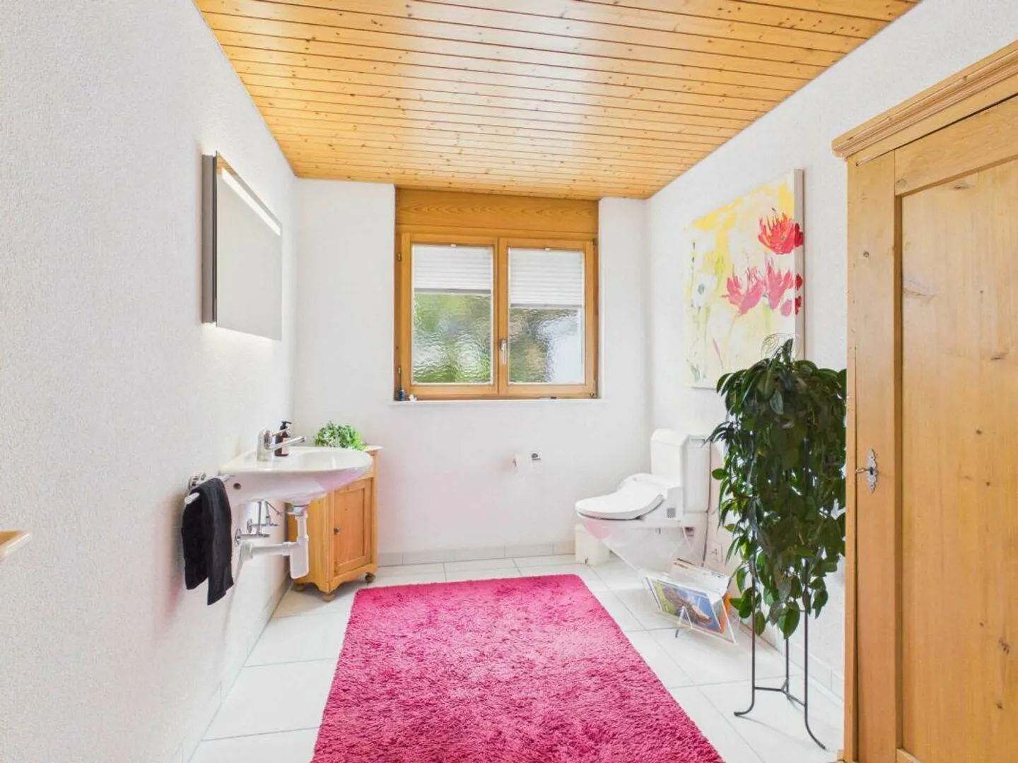 Casa unifamiliare ben tenuta di 6,5 stanze con garage doppio e bel giardino - Foto 8 di 13