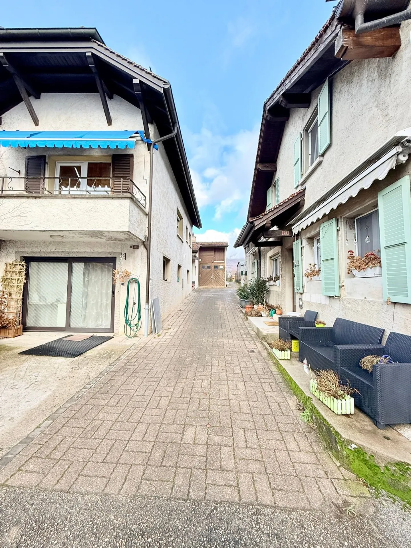 Building plot with 505 m² and two apartments as well as barn - Chéserex - Photo 13 of 13