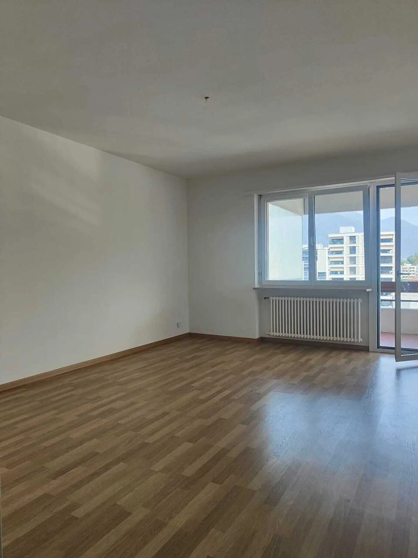 Appartamento in affitto - Foto 4 di 6