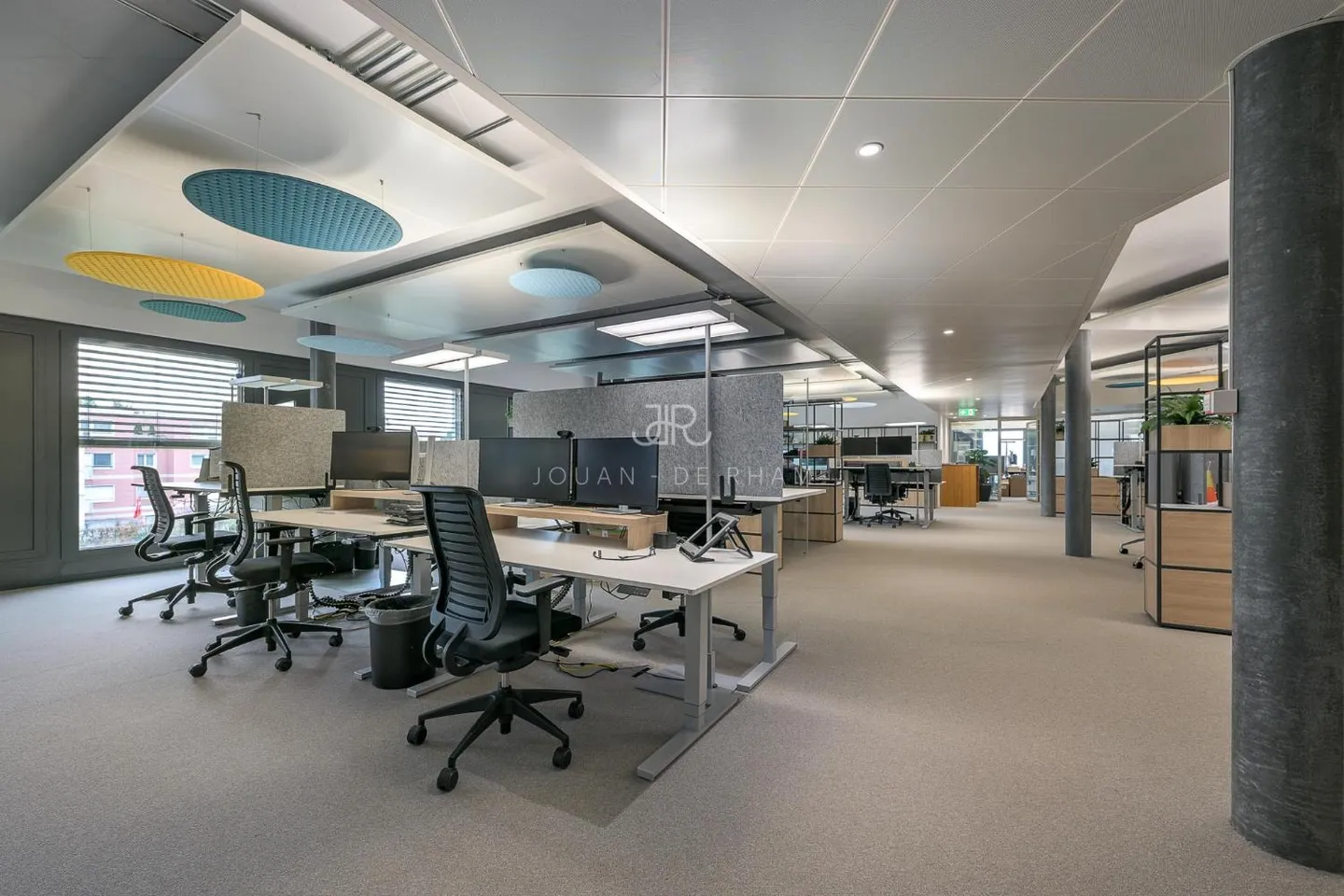 700 m2 di uffici in affitto in un edificio moderno - Foto 5 di 13