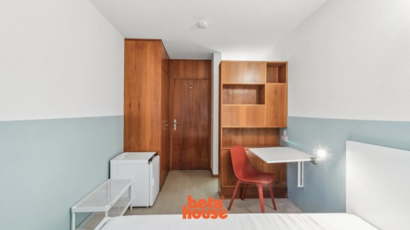 Chambre meublée en colocation - Photo 1 sur 1