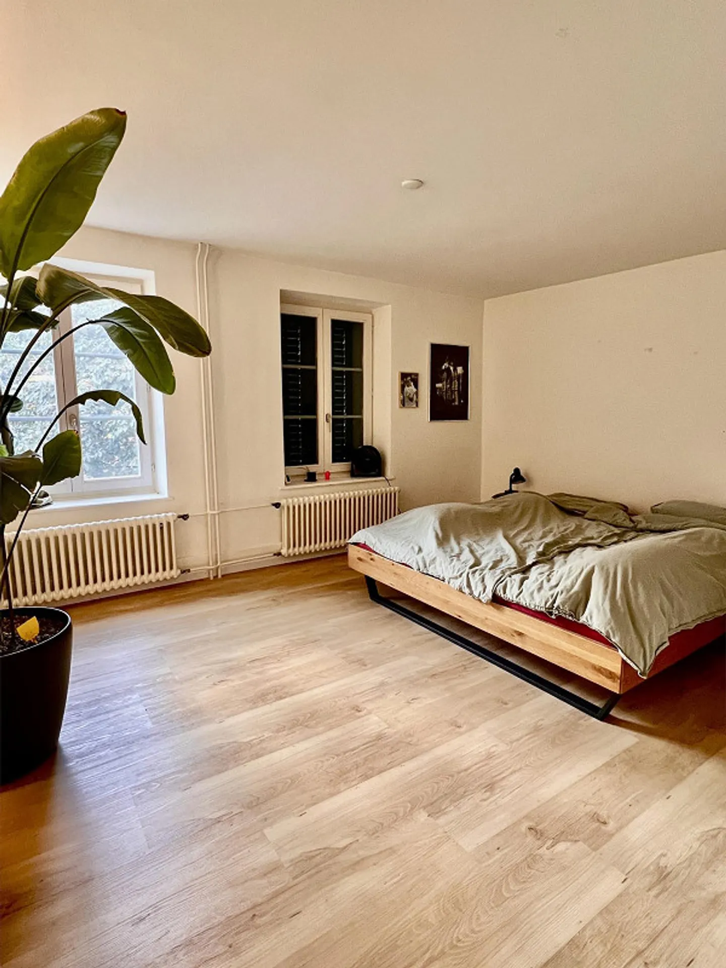 Charming Row House with Garden - Photo 5 of 11