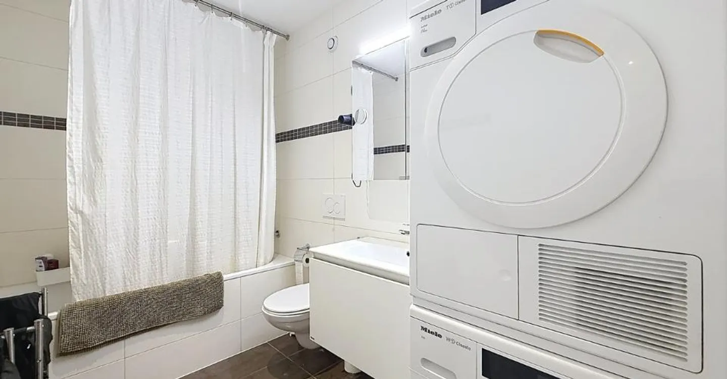 4½ ROOMS - With a large balcony! - Photo 6 of 10