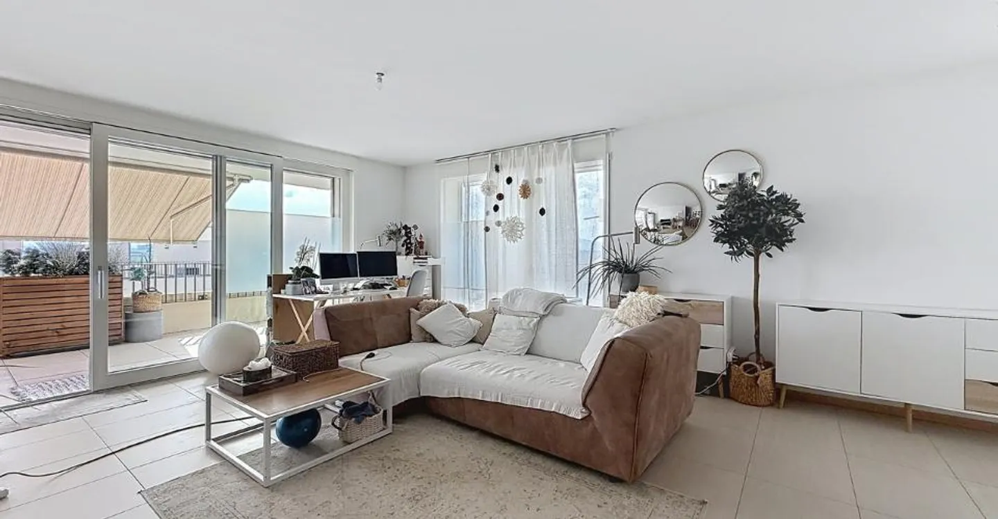 4½ ROOMS - With a large balcony! - Photo 3 of 10