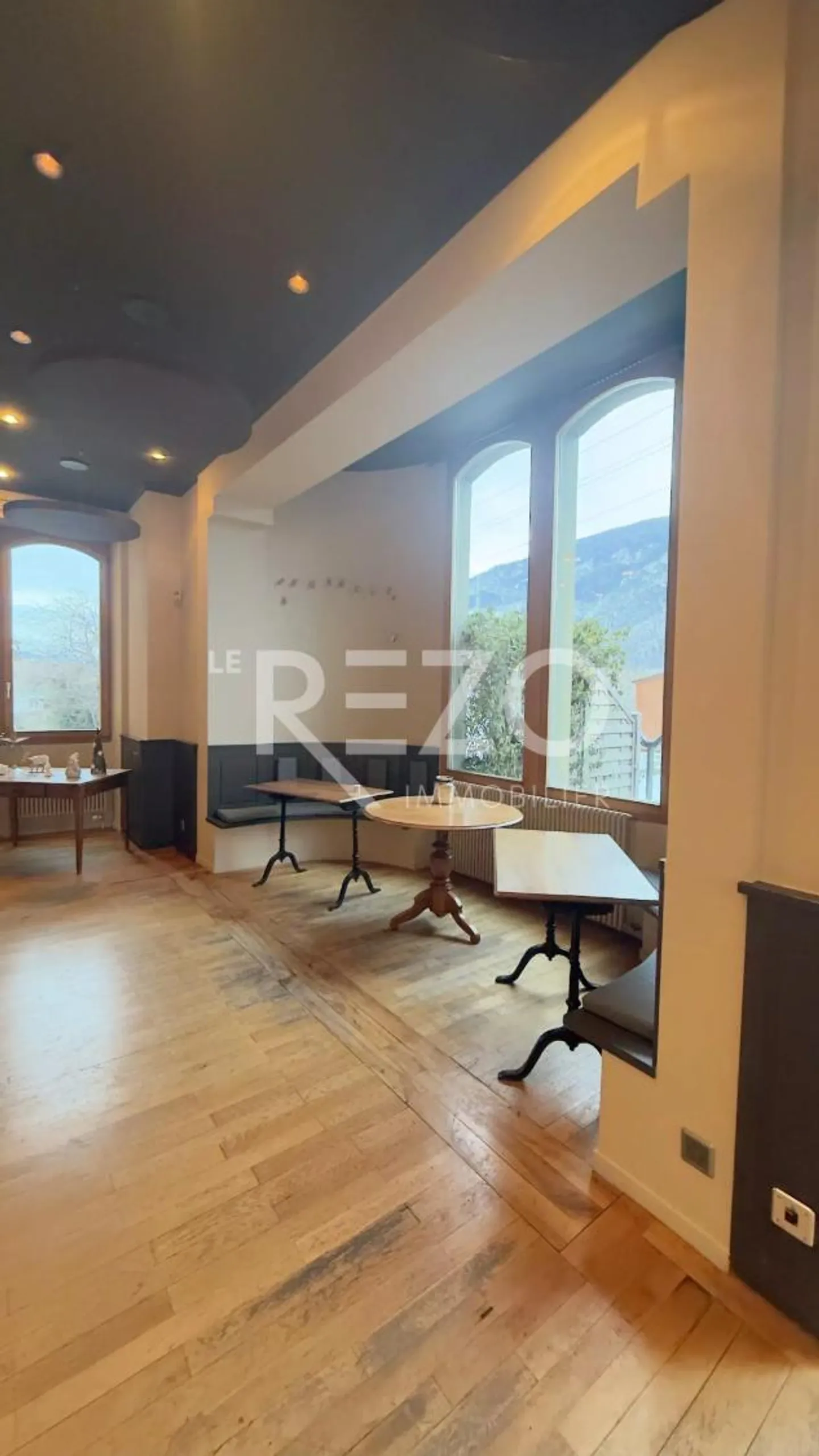 Commerce 4.5 rooms - Photo 3 of 10