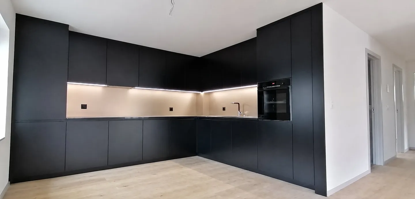 Modernes Apartment in Châtel-Saint-Denis - Foto 2 von 8