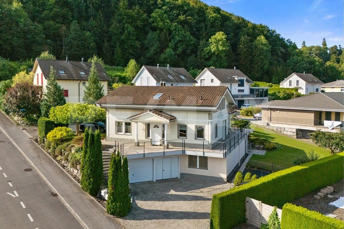Grosszügiges Familienhaus mit Aussicht - Foto 9 von 13