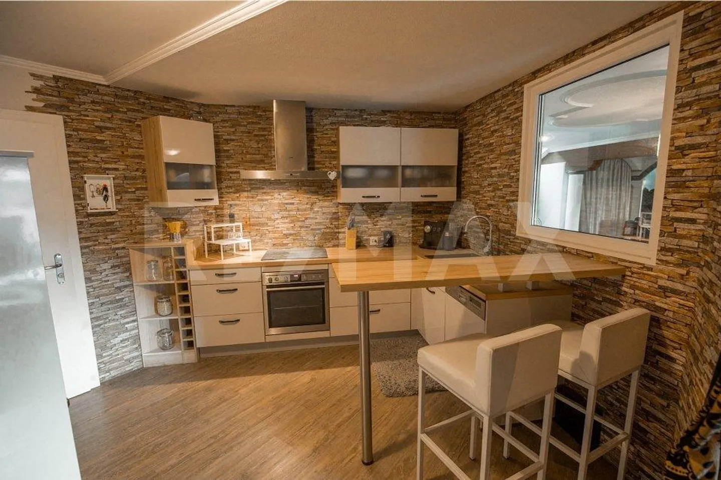 Grosszügiges Familienhaus mit Aussicht - Foto 10 von 13