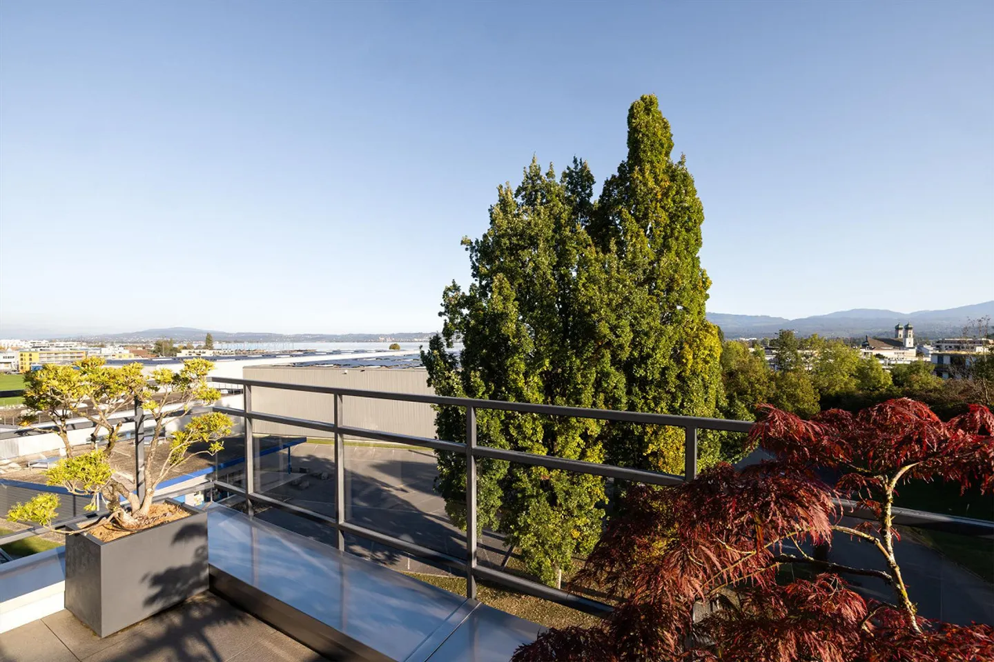 Lachen SZ – Appartamento Attico Arredato – Vista Lago Fitness Sauna Terrazza - Foto 15 di 20