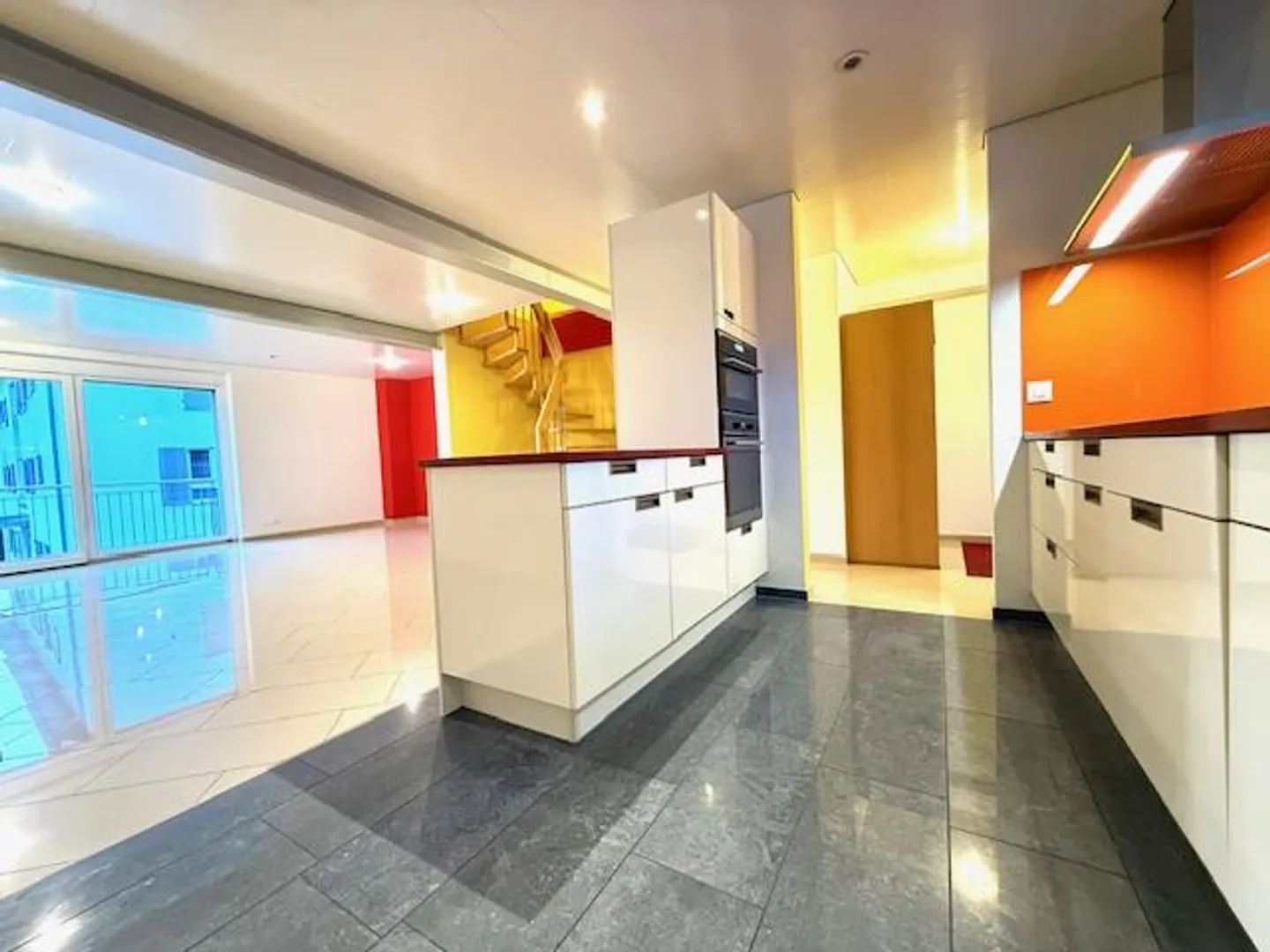 Appartement en duplex de 4,5 pièces - Photo 1 sur 13