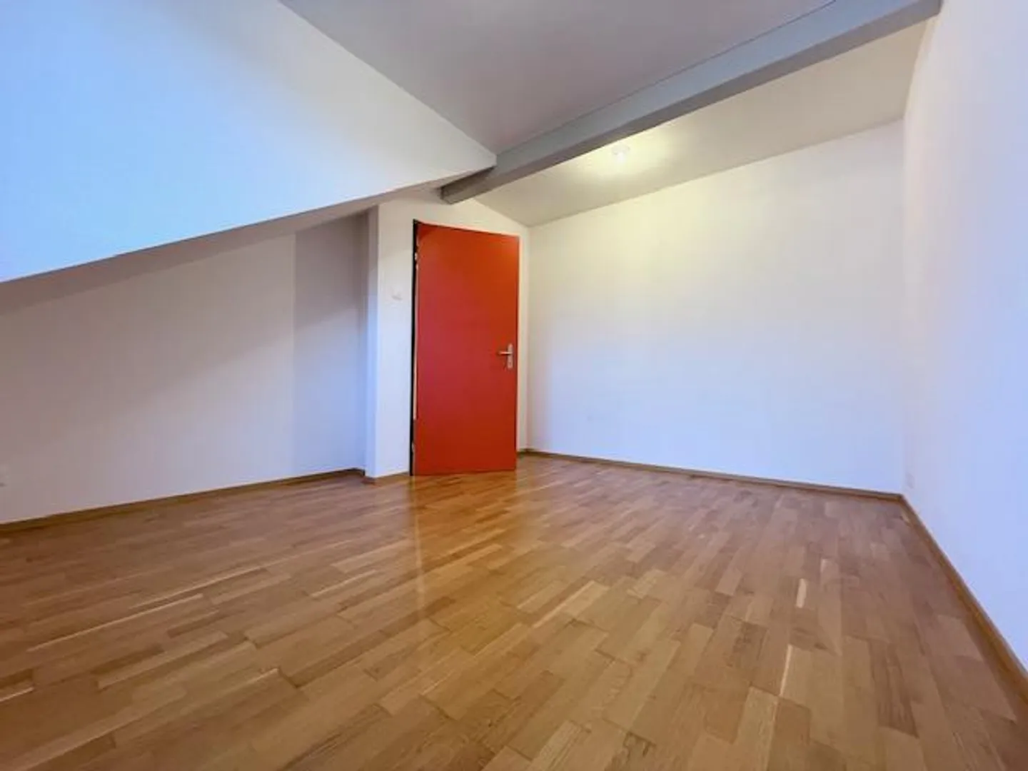 Appartement en duplex de 4,5 pièces - Photo 9 sur 13