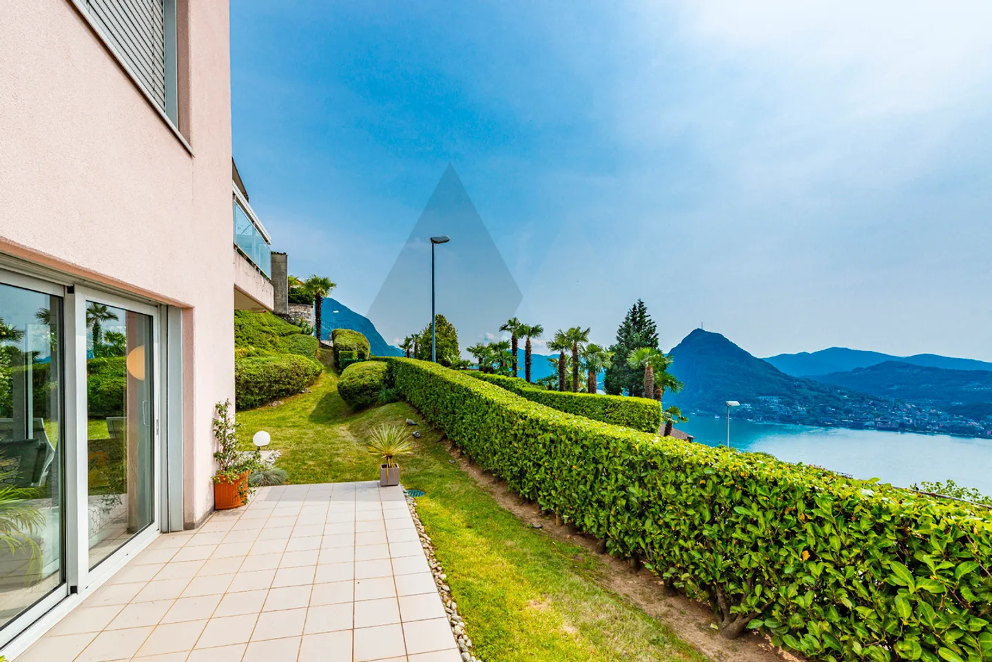 Wohnung mit Privatgarten - Foto 1 von 19