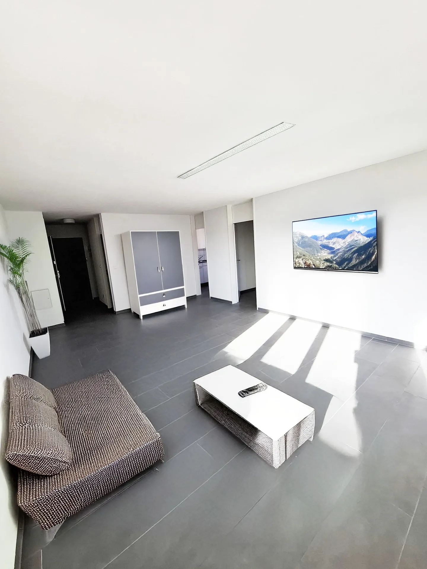 Modernes 2.5-Zimmer-Apartment - Foto 3 von 6