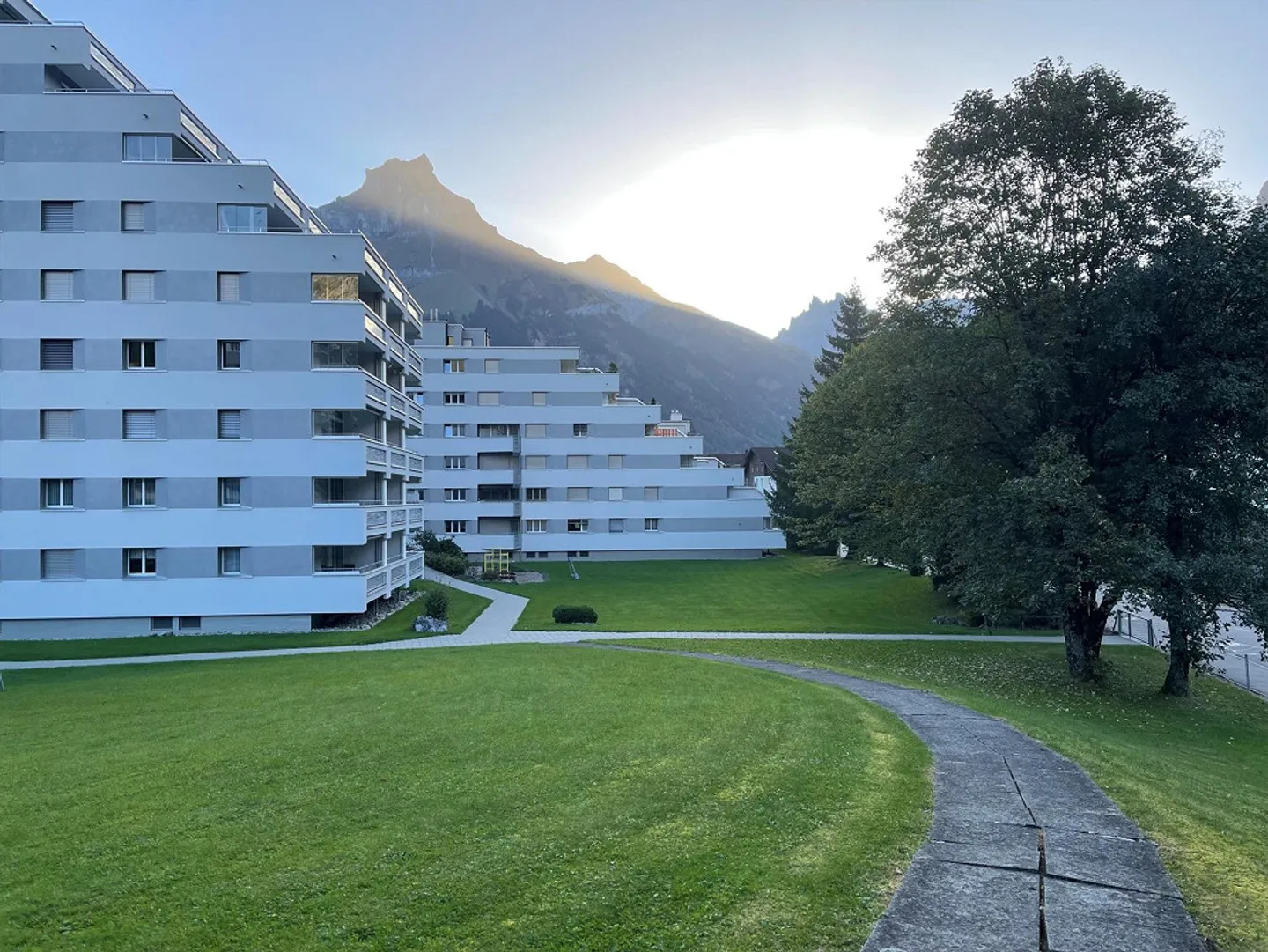 neu renoviertes, möbliertes Studio an guter Lage in Engelberg - Foto 1 von 10