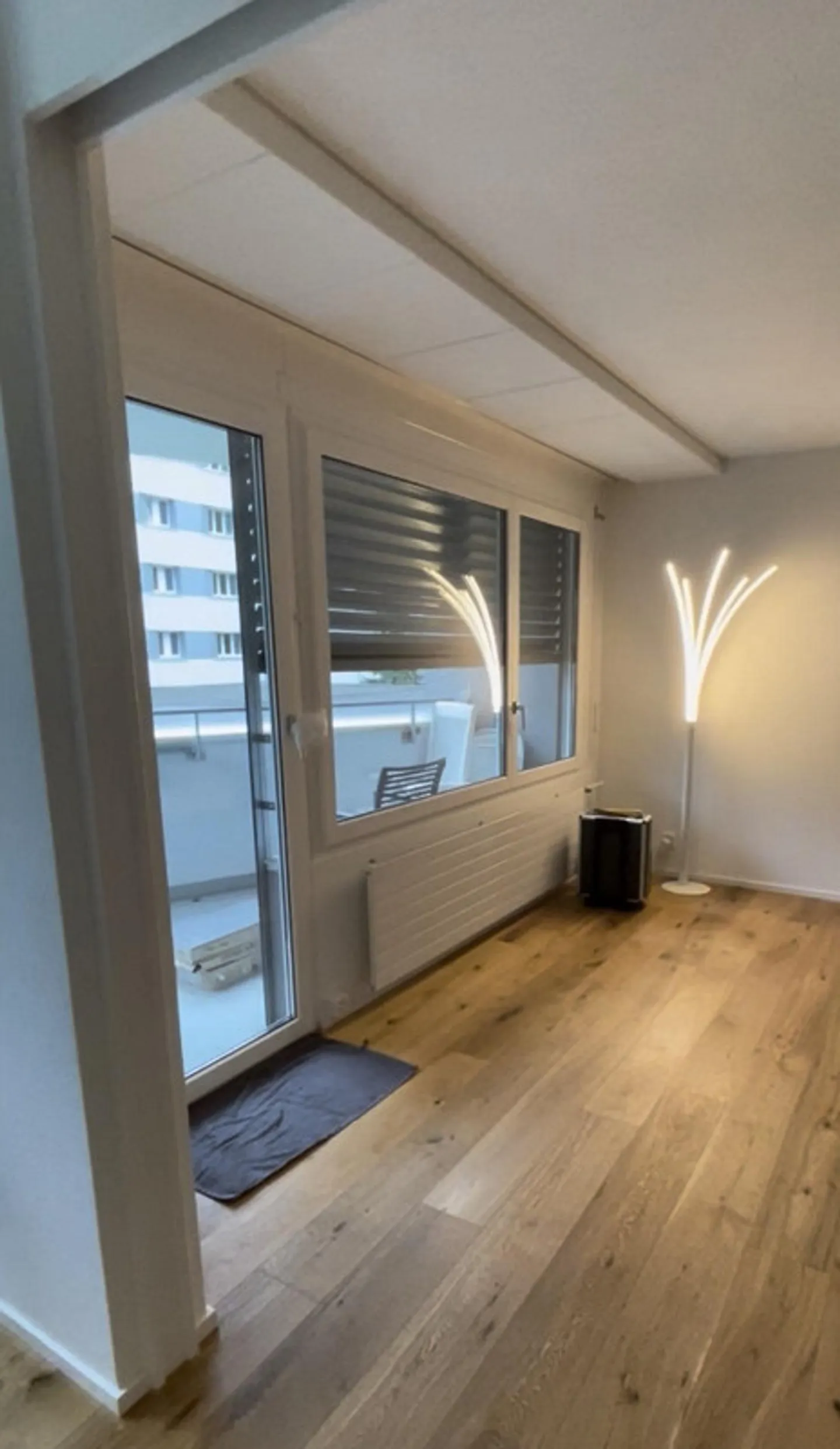 neu renoviertes, möbliertes Studio an guter Lage in Engelberg - Foto 3 von 10