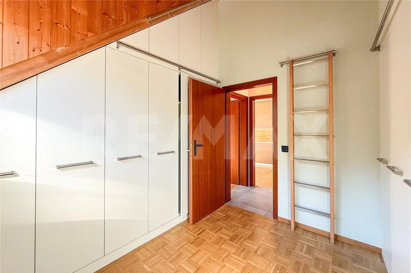 Maisonette modernisée de haute qualité avec beaucoup de confort et d'espace - Photo 8 sur 13