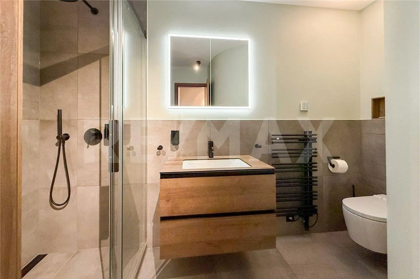 Maisonette modernisée de haute qualité avec beaucoup de confort et d'espace - Photo 9 sur 13