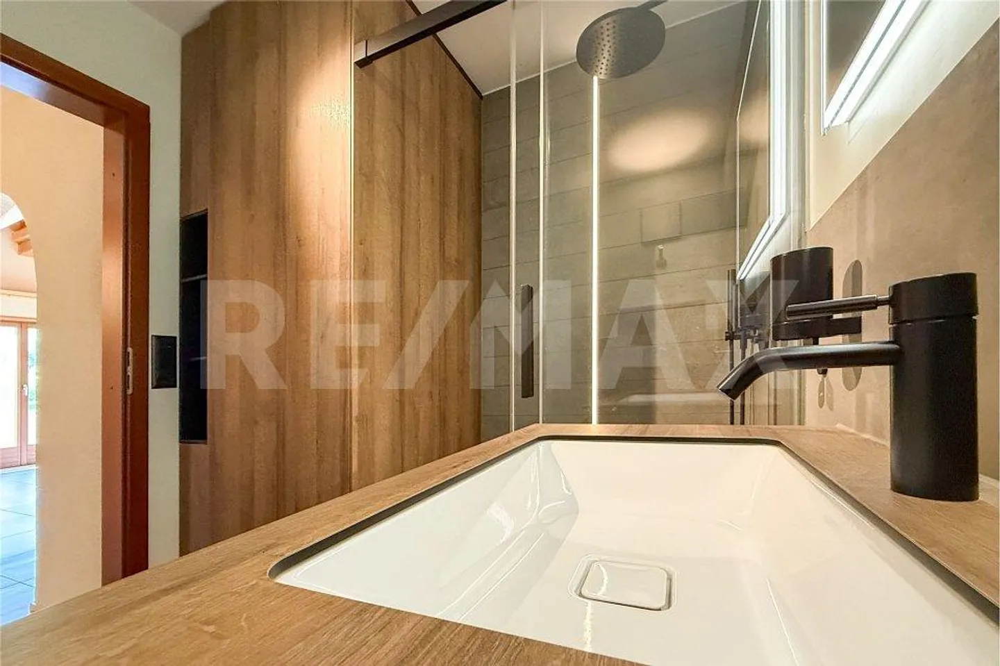 Maisonette modernisée de haute qualité avec beaucoup de confort et d'espace - Photo 10 sur 13