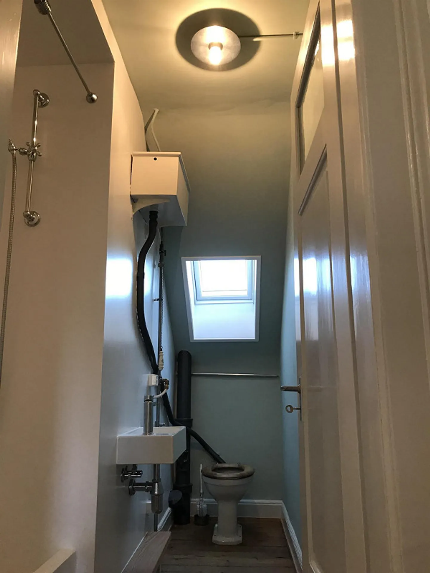 Stylishly renovated 4.5-room apartment in a vibrant residential area - Photo 7 of 12