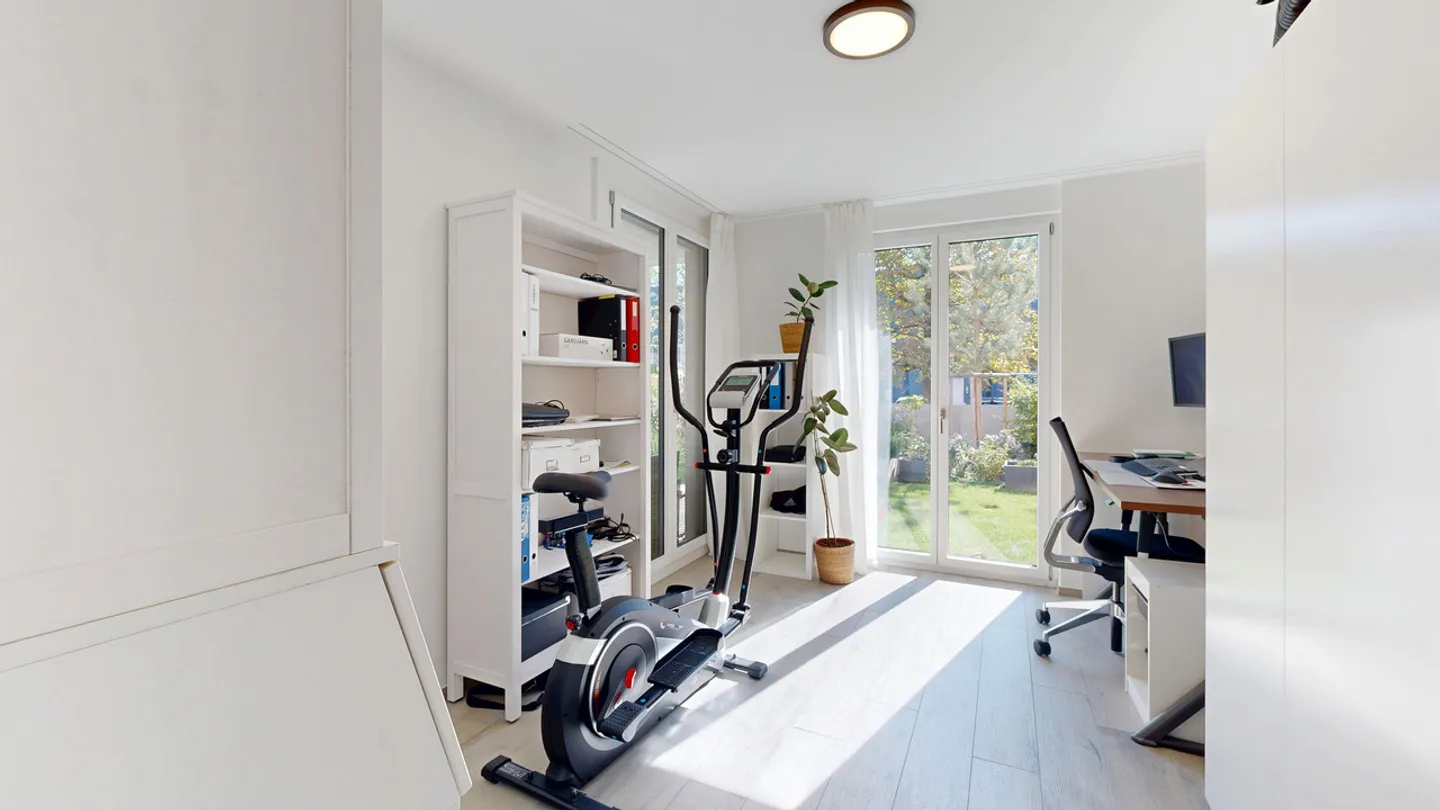 Modern 3.5-room garden apartment with parking space - Photo 13 of 19