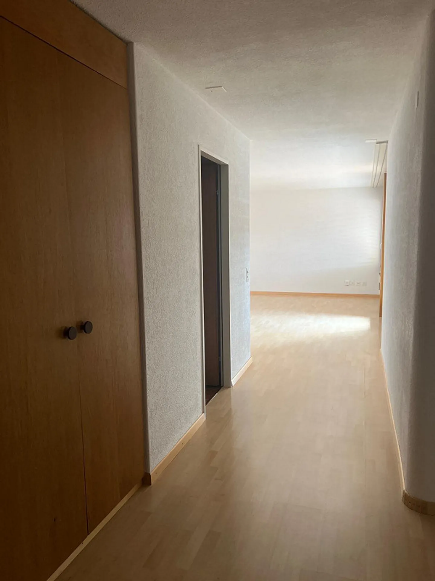 Vous cherchez une solution temporaire ? Appartements de 2,5 à 4,5 pièces jusqu'au 30.0... - Photo 4 sur 5