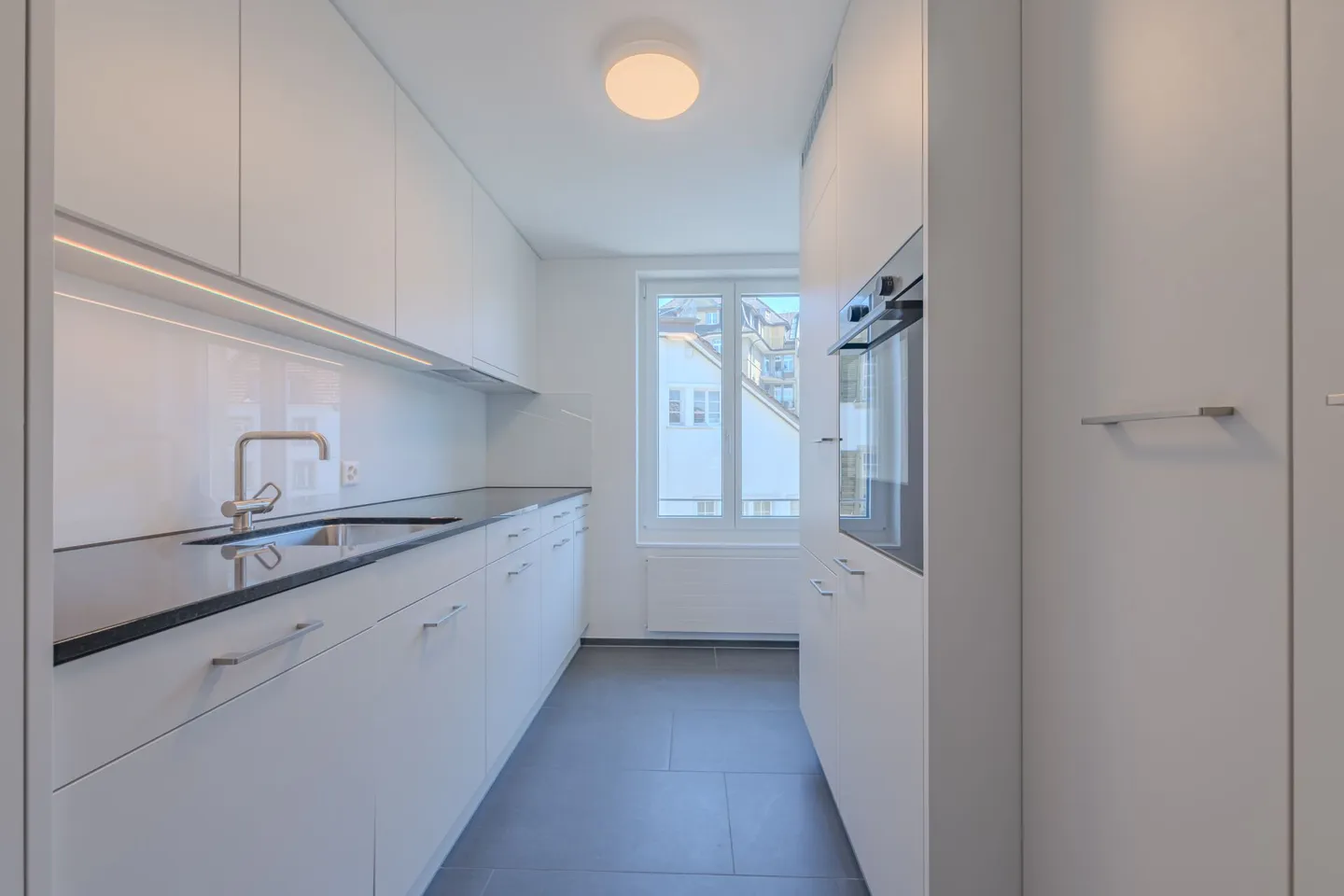 Première location après rénovation appartement 3.5 pièces - Photo 8 sur 12