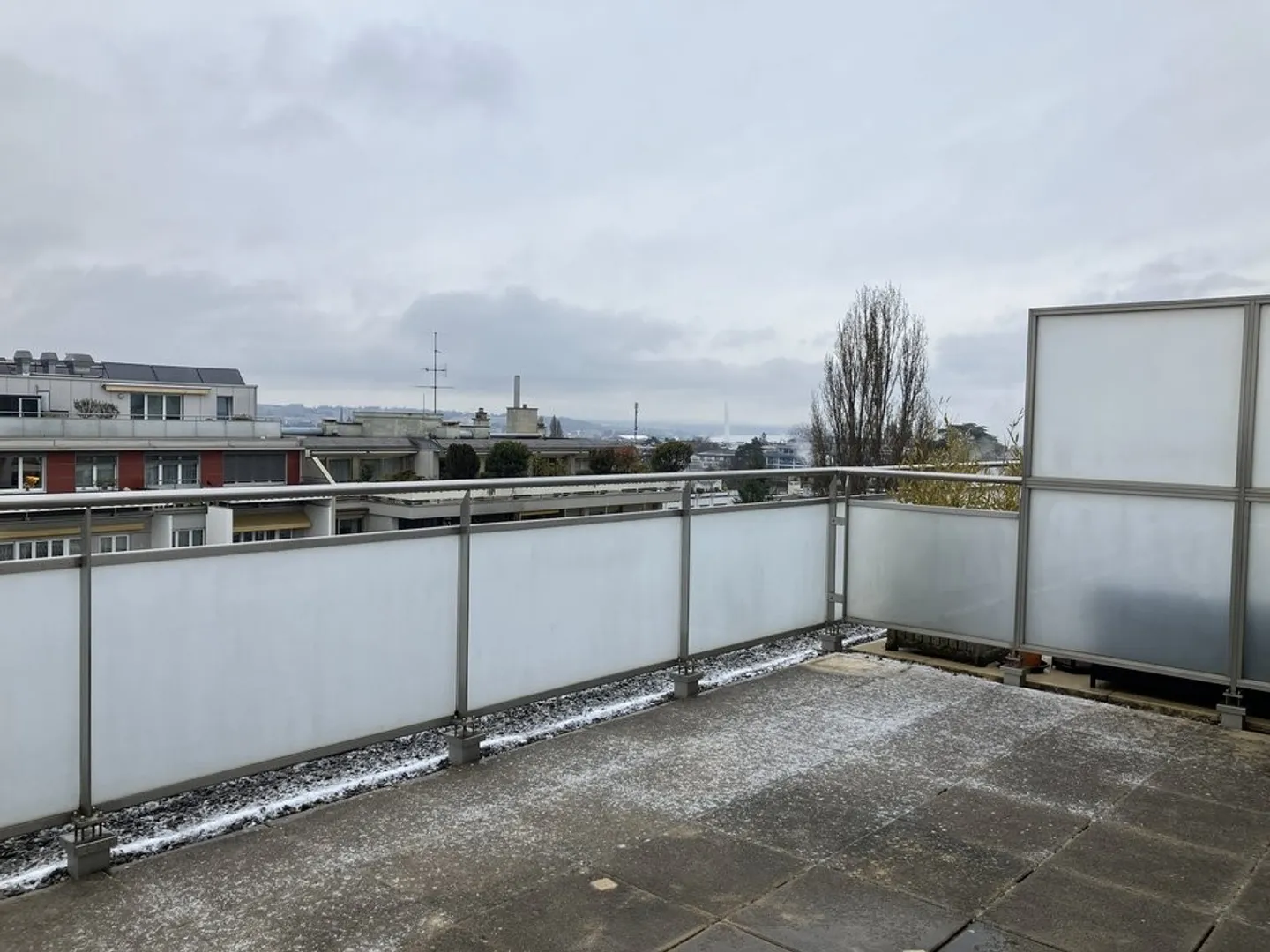 Spacious Duplex Apartment - Photo 2 of 6