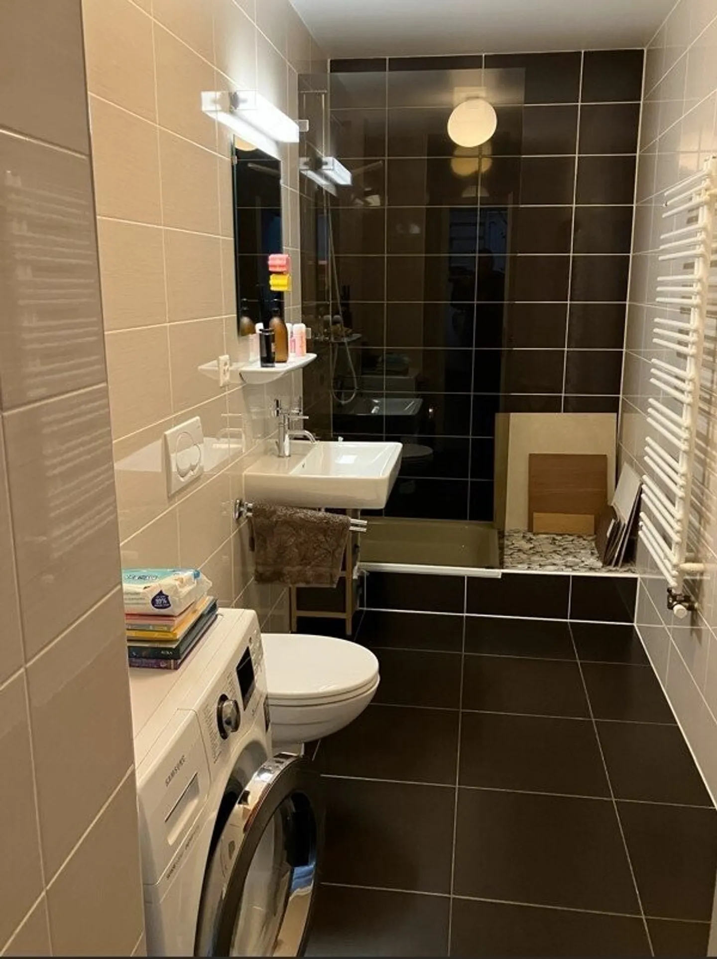 Spacious Duplex Apartment - Photo 6 of 6