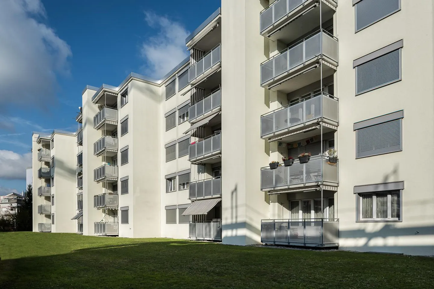 Appartement individuel ensoleillé dans le vert - Photo 1 sur 4