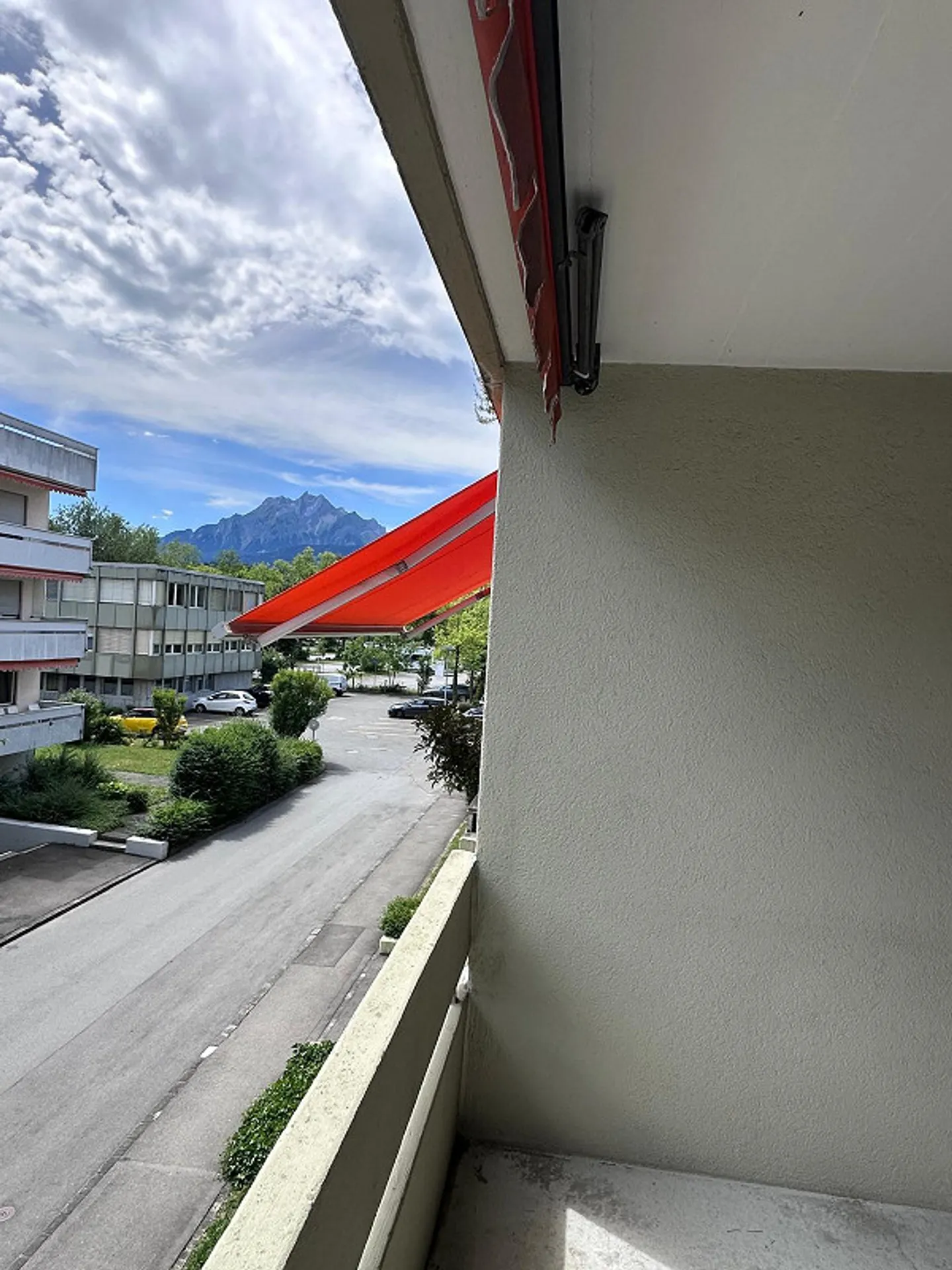 Charmante Wohnung in Luzern - Foto 2 von 13