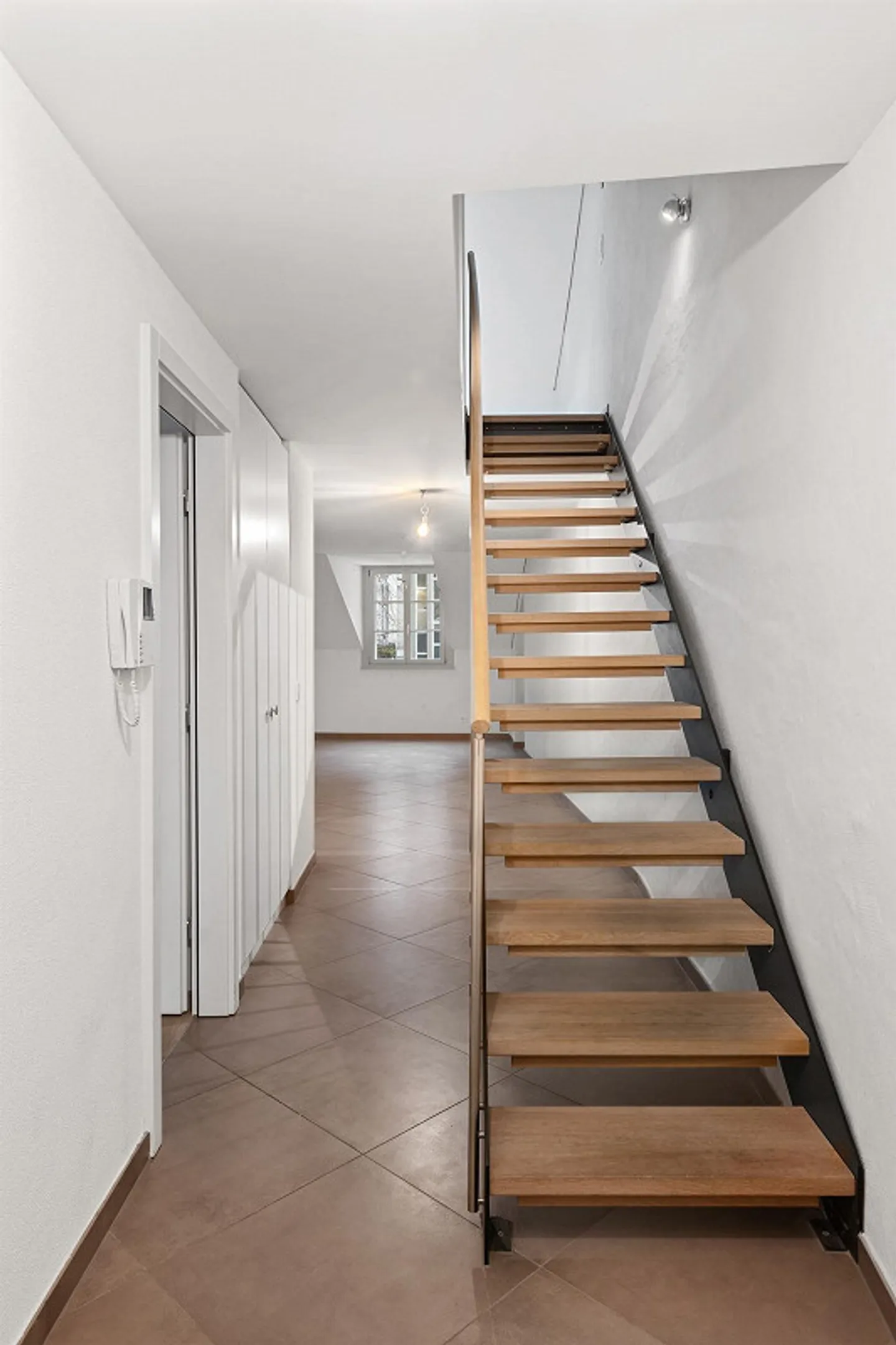 Duplex for rent - Photo 5 of 12