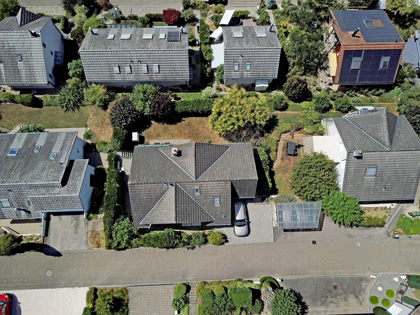Maison familiale avec vue dégagée et beaucoup d'espace à Münchenstein - Photo 11 sur 17