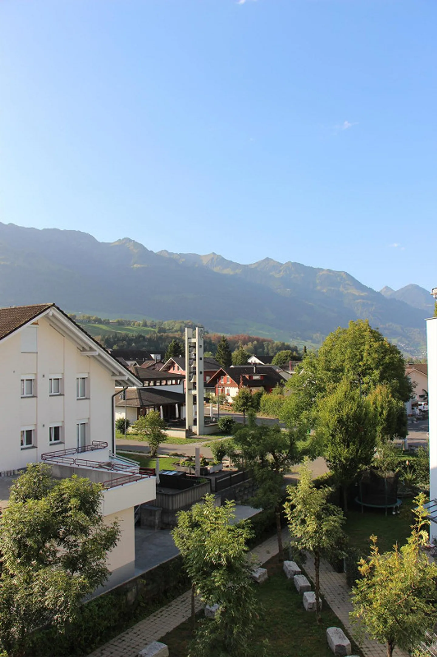Modern 3.5-room apartment in a central location in Sarnen - Photo 5 of 6