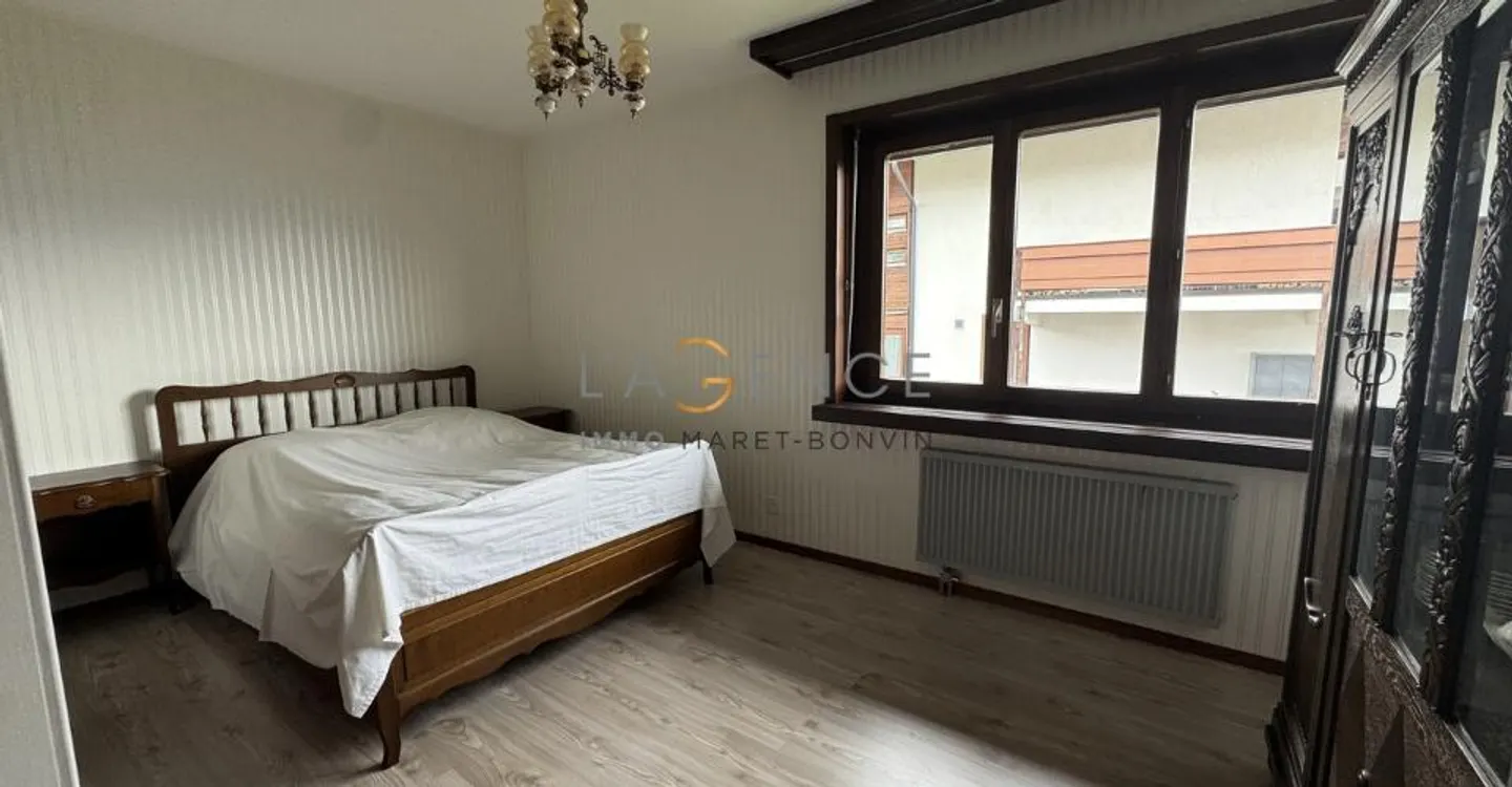 Charming Maisonette Apartment - Photo 7 of 11