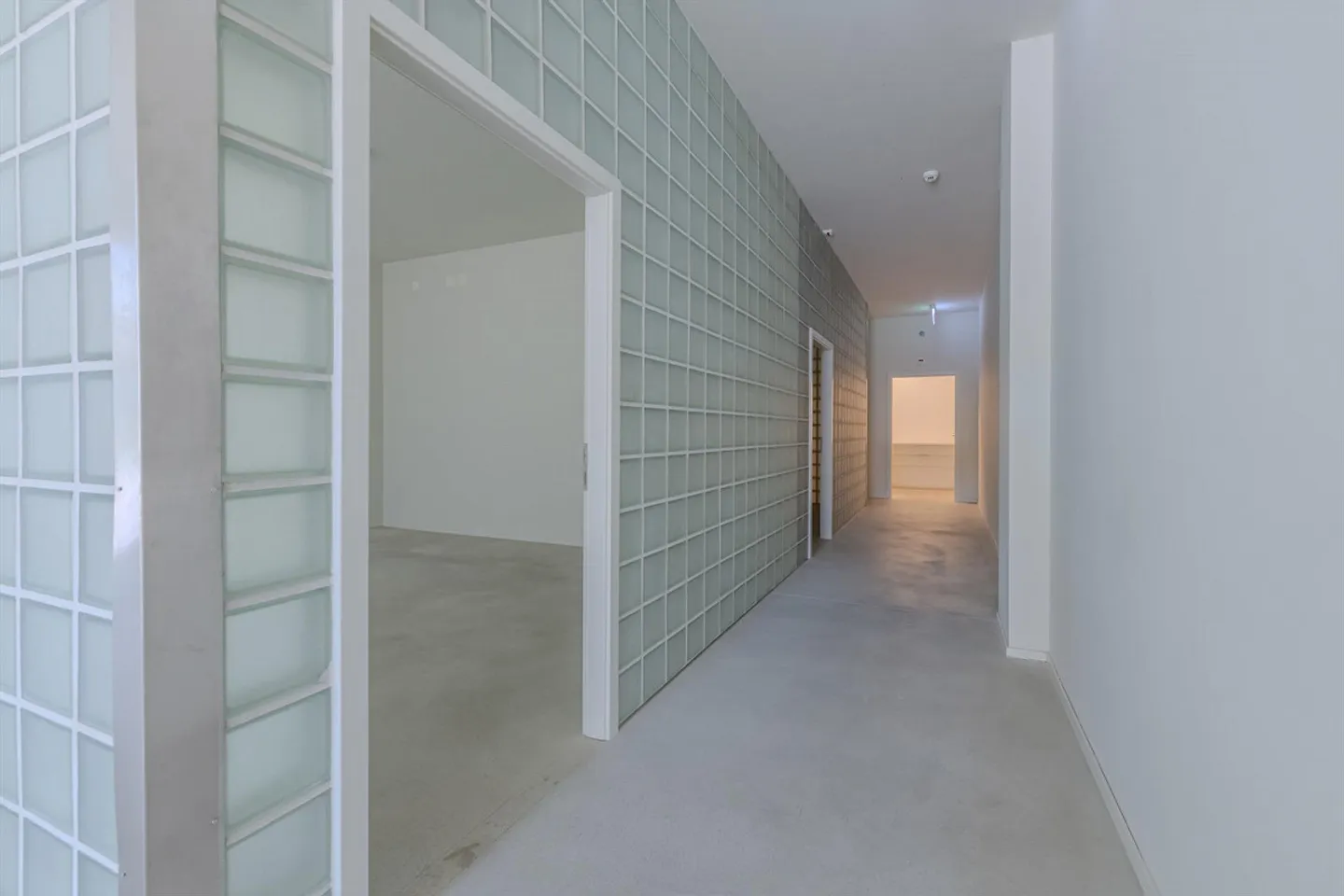 Magasin à louer - Photo 4 sur 10