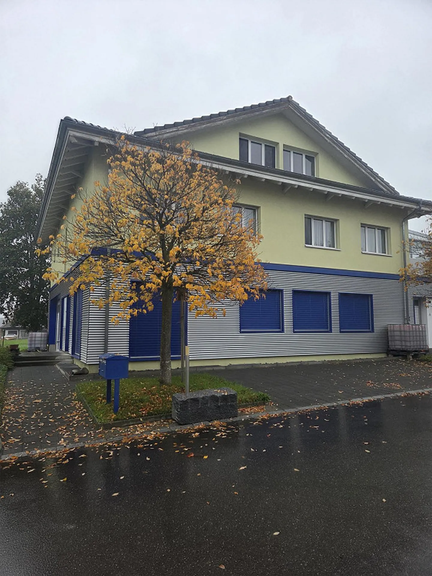 Haus mit Bürofläche in Rain - Foto 1 von 24