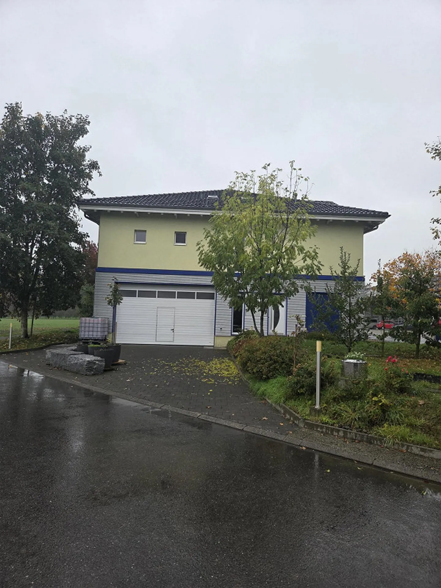 Haus mit Bürofläche in Rain - Foto 2 von 24