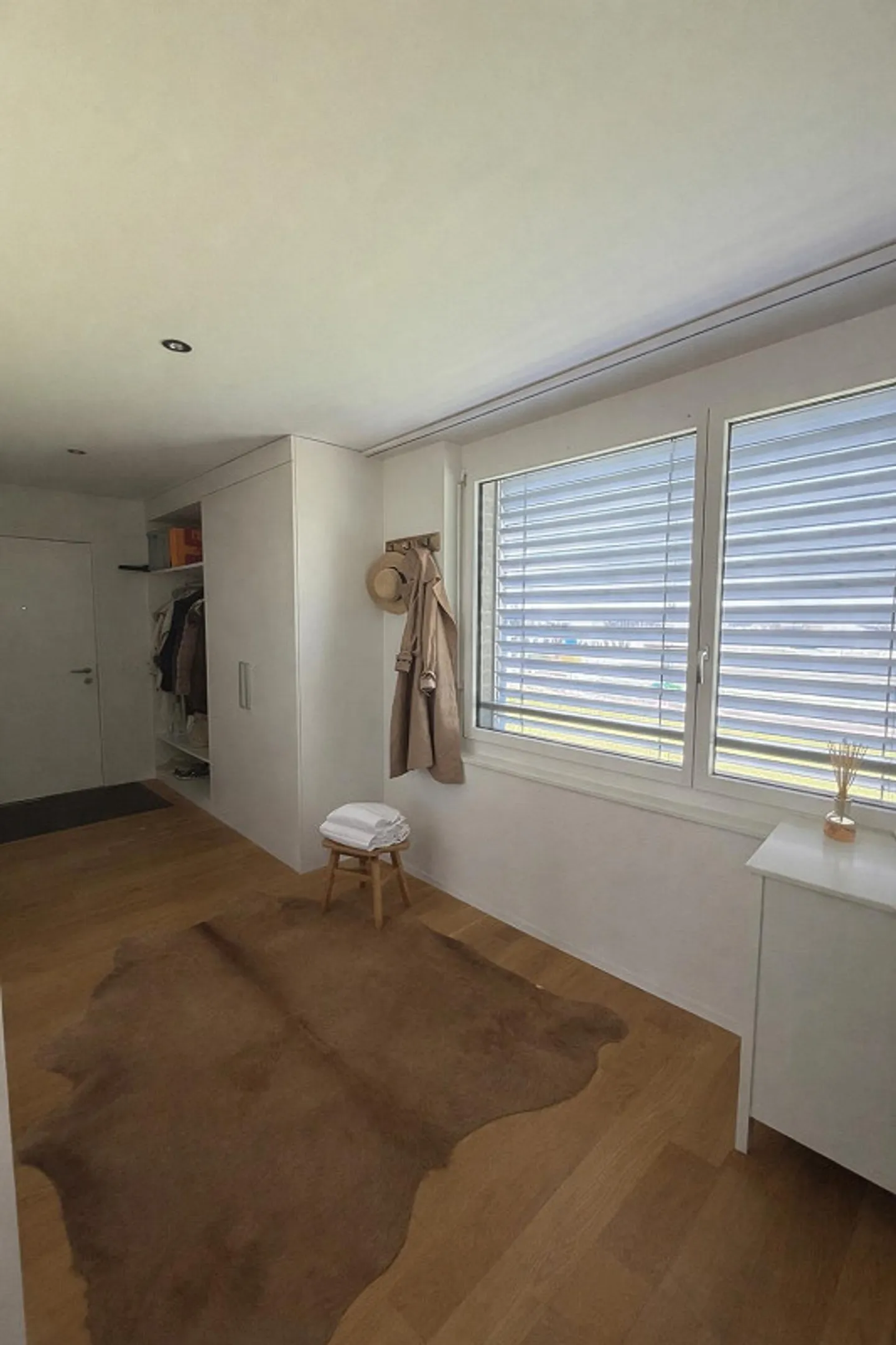 Fully furnished 4.5 room apartment available due to world travel - Photo 10 of 13