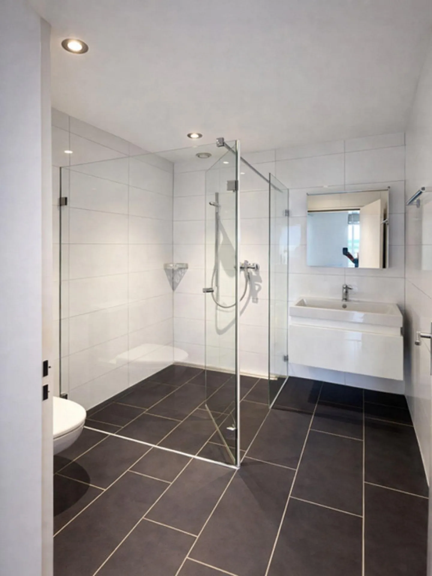 Exclusive Terrace Apartment - Photo 8 of 9