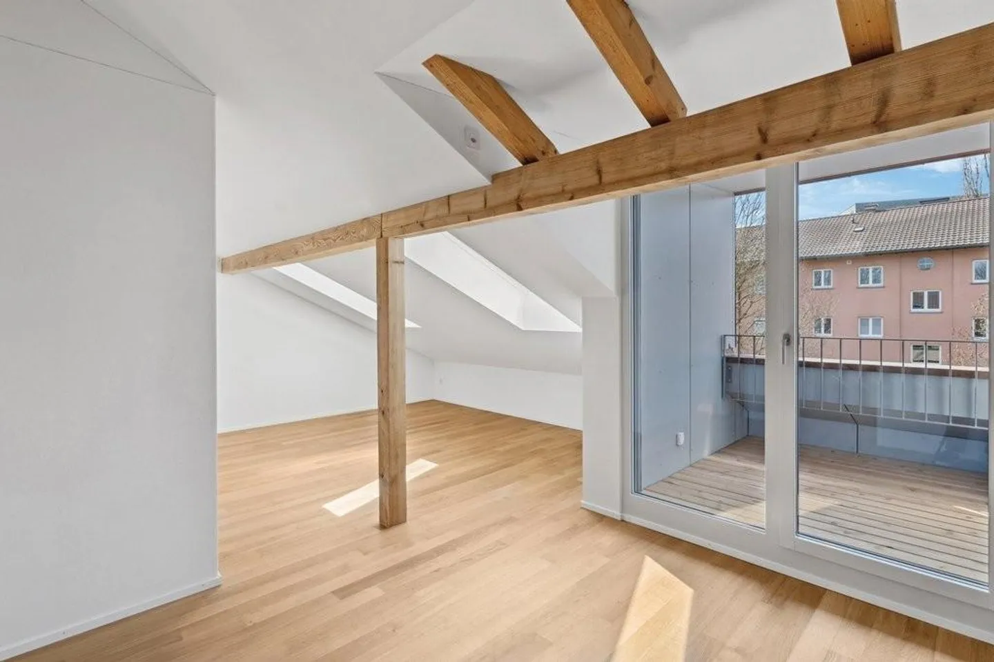 Leben im "Breitsch", entspannt und zentral - Photo 8 of 10