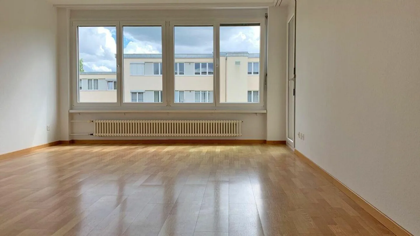 4.5 Room Apartment on Breite (1st Floor Right) - Photo 5 of 11